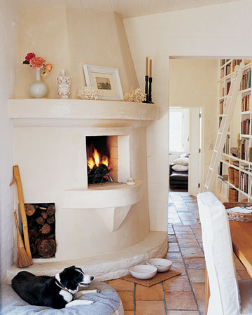 The placement of this pet bed (for Jewelie, the dog) is key. (Martha Stewart Living)