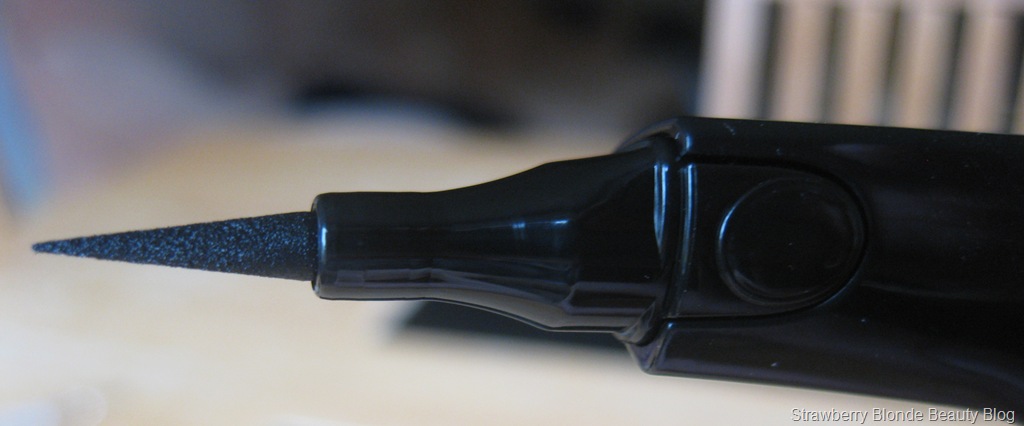 [NYX_The_Curve_Liquid_Liner_review%2520%25286%2529%255B7%255D.jpg]