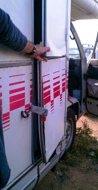 URUGUAY: La odisea de la casa rodante, embarcar un vehículo desde Europa, no es fácil ni rápido (nr.03)