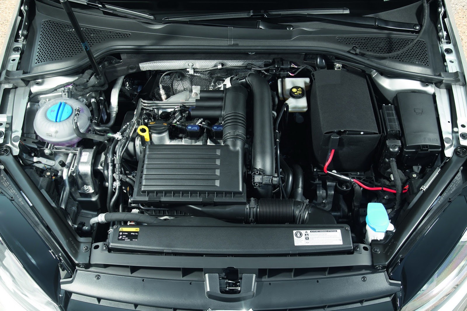 [2013-Volkswagen-Golf-7-16%255B2%255D.jpg]