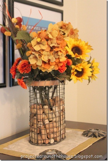 Fall flower arrangement wine corks Fall flower arrangement wine corks