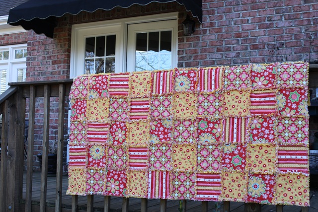 [Rag%2520Quilt%2520Yellow%2520and%2520Red%2520056%255B5%255D.jpg]