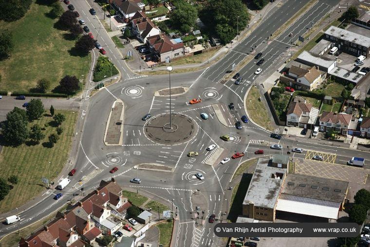 magic-roundabout-swindon-1