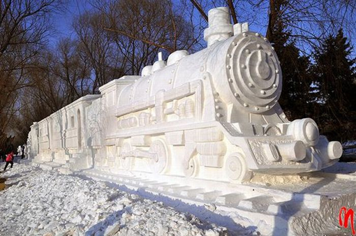 Скульптуры из снега Скульптуры из снега