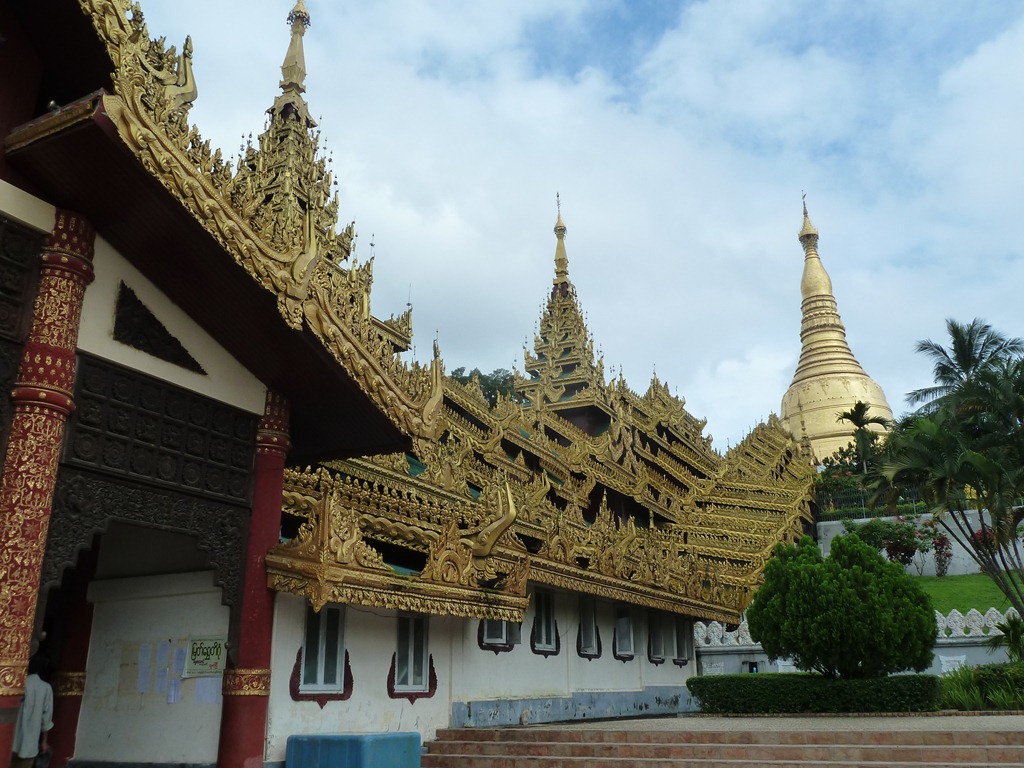 [Myanmar-Yangon-Shwedagon-Pagoda-6-Se%255B14%255D.jpg]