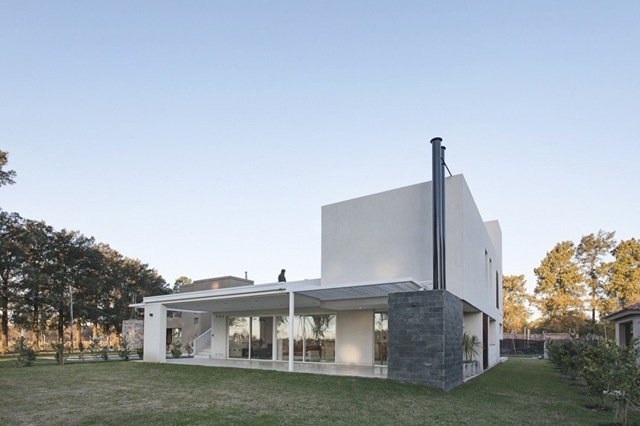 [arquitectura-minimalista-Casa-RA-Pablo-Anzilutti%255B4%255D.jpg]