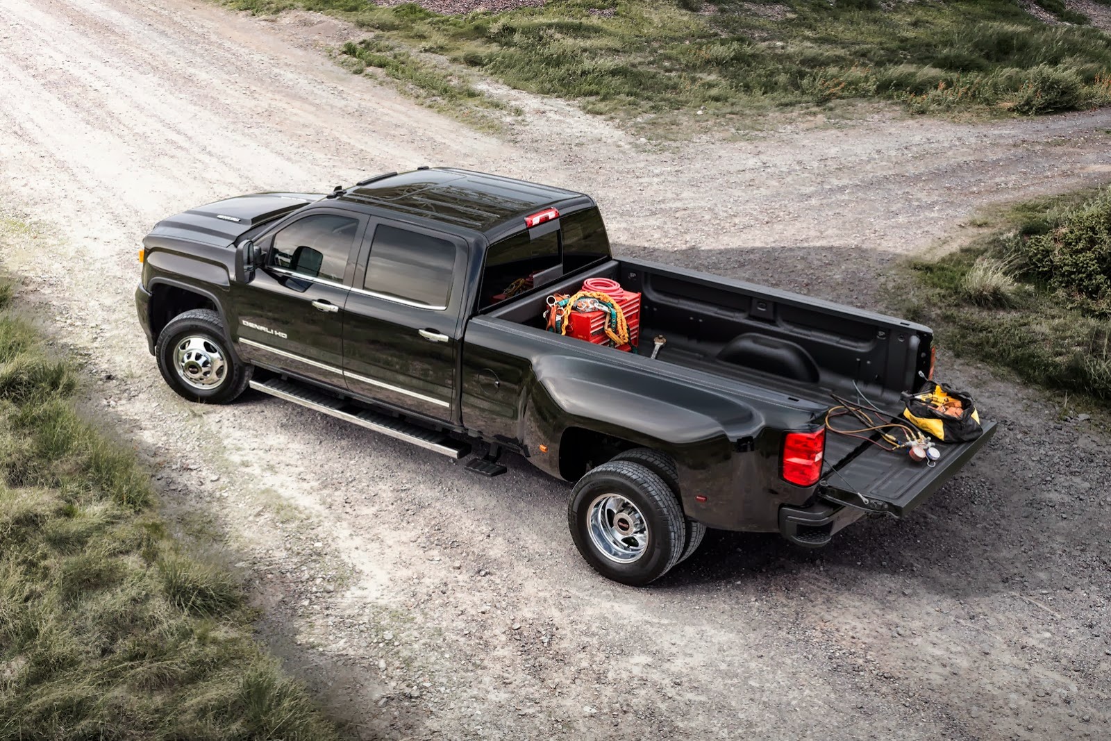 [2015-GMC-Sierra-Denali-HD-015%255B2%255D.jpg]
