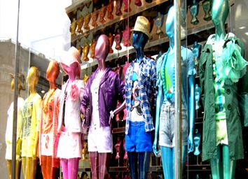 Stylish Apparels at Fashion Hubs around Hotels near Russell Square