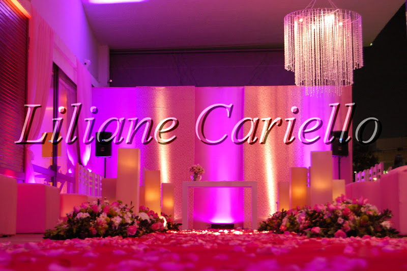 Fotos de Casamento Renata e Abelardo no Clube Paissandu. Foto numero 05 da cerimonialista Liliane Cariello, do Rio de Janeiro, RJ, que faz cerimonial de casamentos, cerimonial de eventos, cerimonial de festas, cerimonial de 15 anos, cerimonial de bodas, cerimonial de eventos sociais, cerimonial de aniversários, decoração de casamento, decoração de festas de 15 anos, decoração de eventos sociais, decoração de aniversários, buffet de casamento, buffet de 15 anos, buffet festas, buffet eventos e assessoria cerimonial. Liliane Cariello Clube Paissandu cerimonial casamento cerimonialista eventos casamentos rio decoraçao buffet de na fotos doces finos em festa