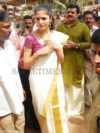 [Parvathi_Omanakuttan_White_Traditional_Saree%2520%25282%2529%255B4%255D.jpg]
