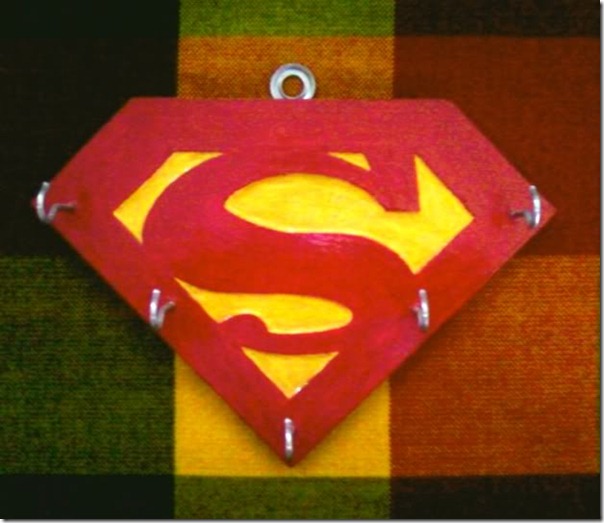 perchero superman (3) perchero superman (3)