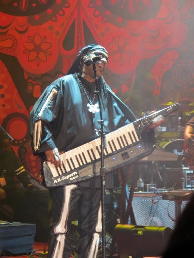 Tunes from Stevie Wonder made the night so special.
