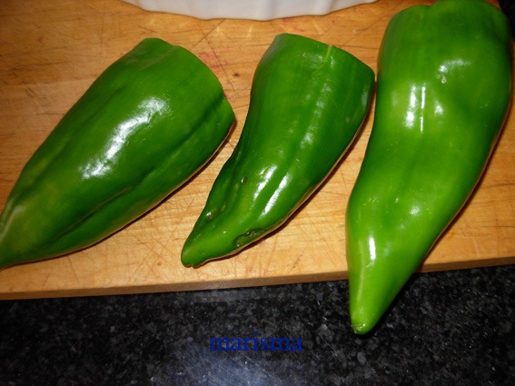 [pimientos%2520rellenos%2520de%2520tortilla1%2520copia%255B4%255D.jpg]