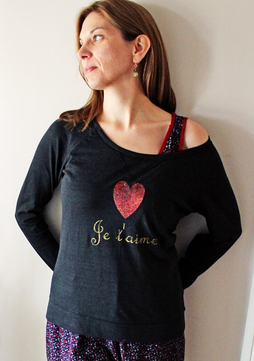 freezer paper stencil heart Je t'aime shirt