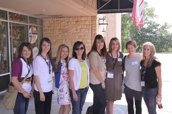 [bloggers%2520event%2520michaels%25201%255B5%255D.jpg]
