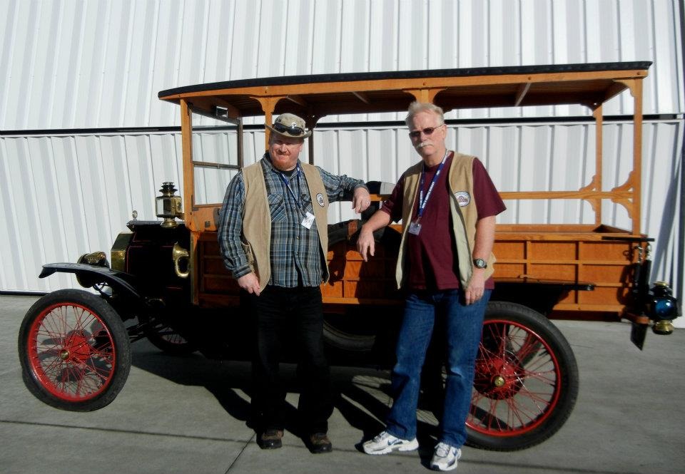 [john%2520and%2520steve%2520at%2520museum%255B3%255D.jpg]