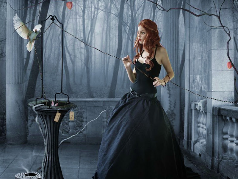 Chain And Bird, Gothic Girls
