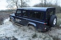 Land-Rover-Defender-Electric-9_thumb.jpg?imgmax=800