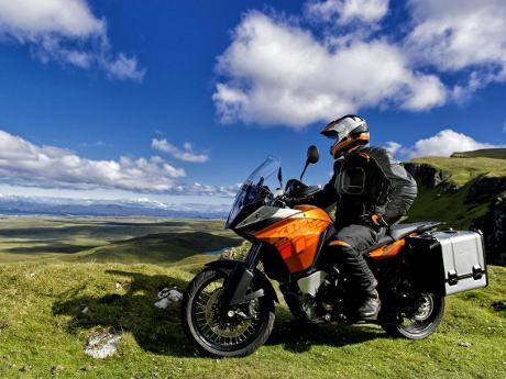 KTM-adventure-motor-1190-R