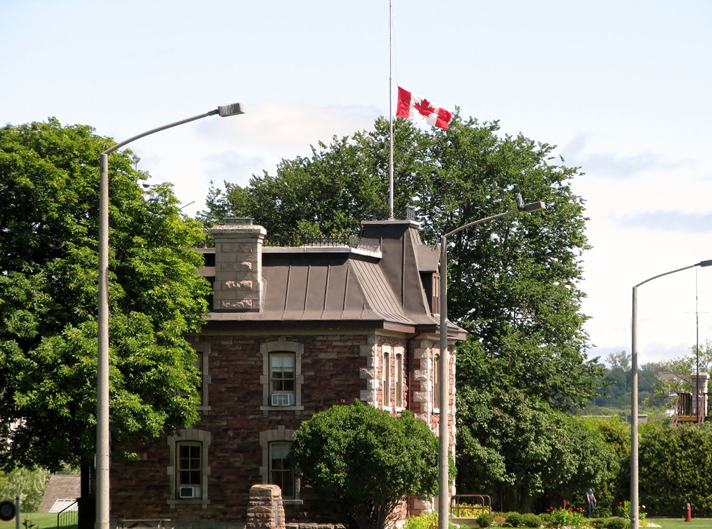 [5046-Michigan---Sault-Sainte-M4.jpg]