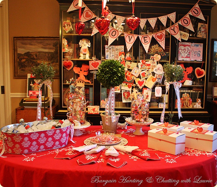 Valentine Tablescape Ideas-Bargain Decorating with laurie