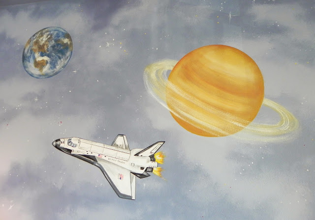 A close-up of the beautiful mural that covers all walls and the ceiling. The detail is just amazing.