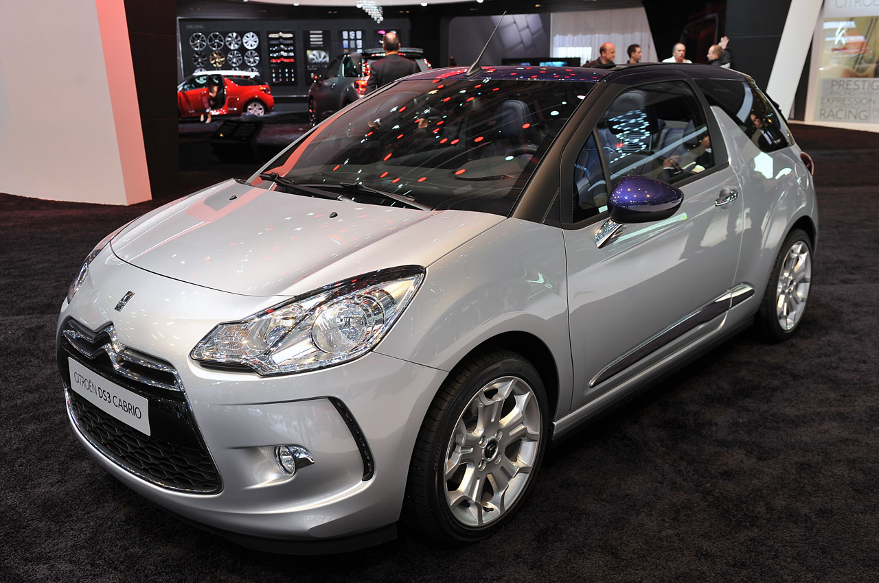 2013-Citroen-DS3-Cabrio-1.jpg