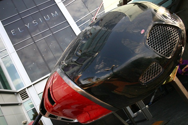 Az Elysium Bugatti űrhajója 01
