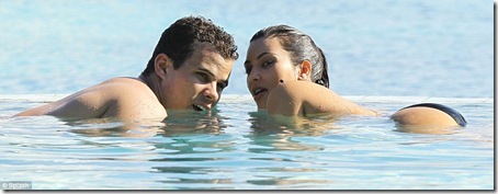 Kim Kardashian Kris humphries Honeymoon Pictures 7
