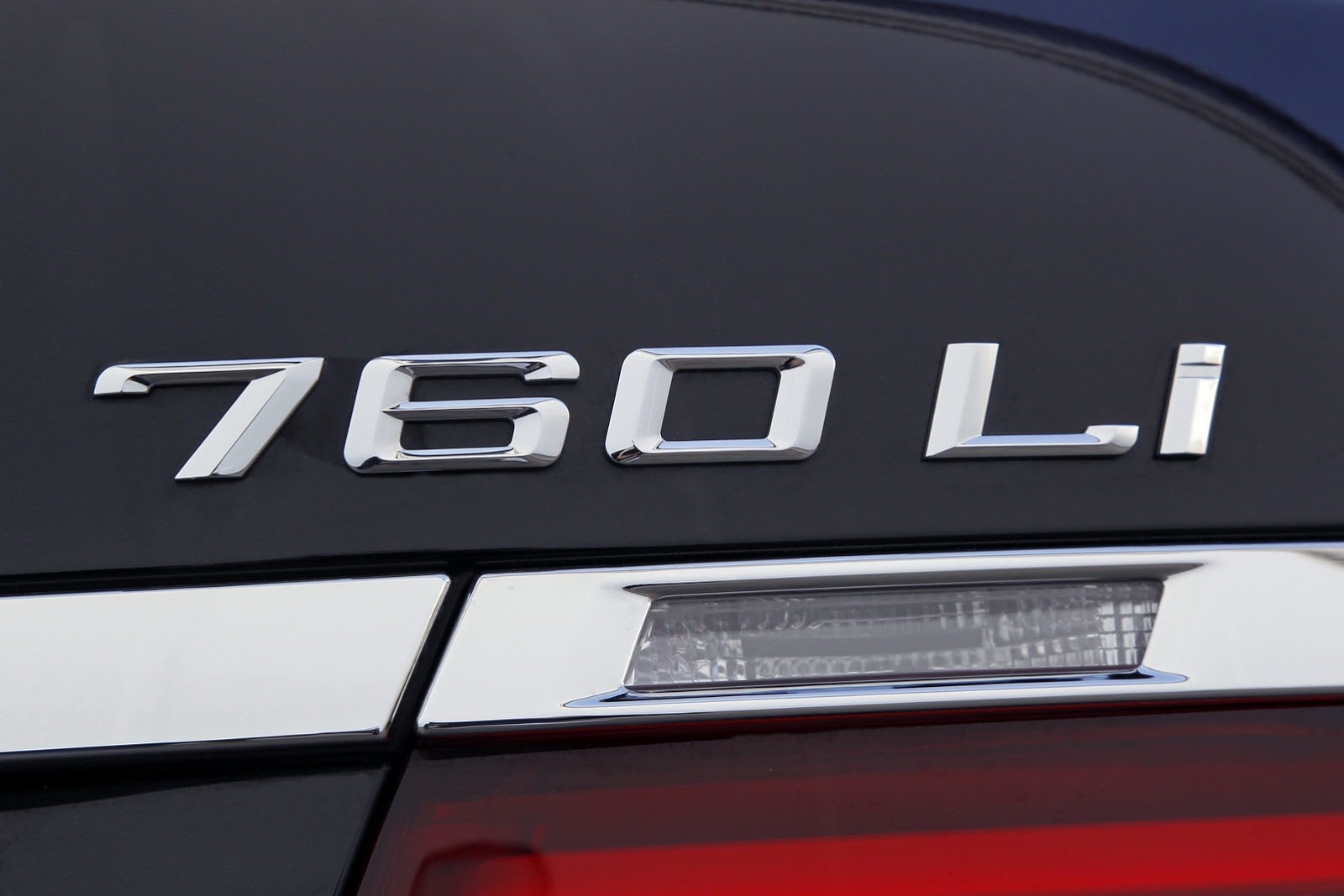 [BMW-V12-7-Series-48%255B2%255D.jpg]