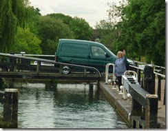 5 crossing the lock