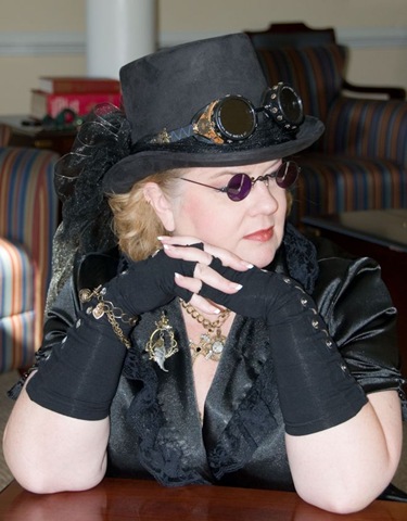 [AuthorPic%255B4%255D.jpg]