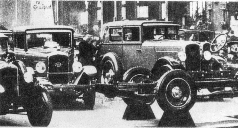 [1927-5-Peugeot15.jpg]