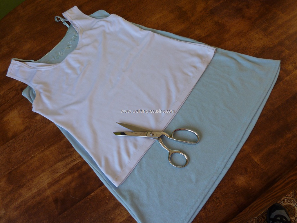 [Crafty%2520Cousins%2527%2520ruffle%2520tank%2520tutorial%2520%25282%2529%255B3%255D.jpg]