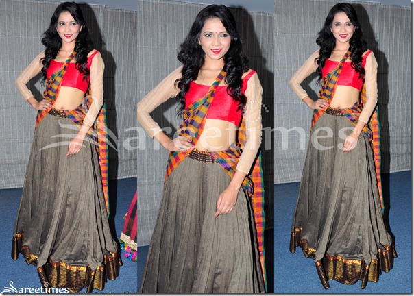 Farah_Hussain_Lehenga