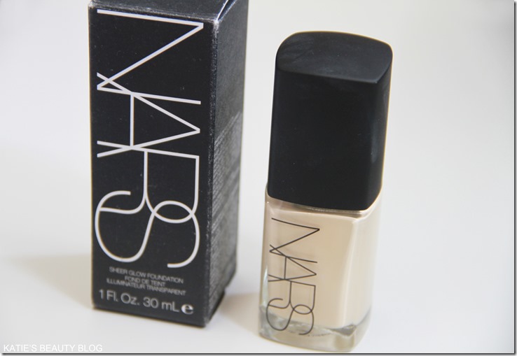 NARS SHEER GLOW FOUNDATION REVIEEW