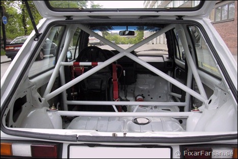 GUSS-Helbur-Full-Roll-Cage-Golf-Mk1