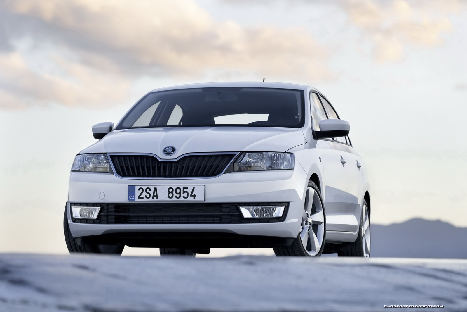 [2013-Skoda-Rapid-49%255B2%255D.jpg]