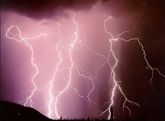 The Beauty of Lightning Photography_55735 The Beauty of Lightning Photography_55735