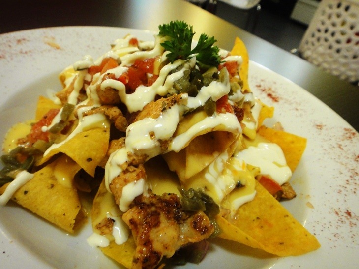 [5.%2520Chicken%2520Nachos%2520%2540%2520Windsor%2520Dining%252C%2520Melaka%255B4%255D.jpg]