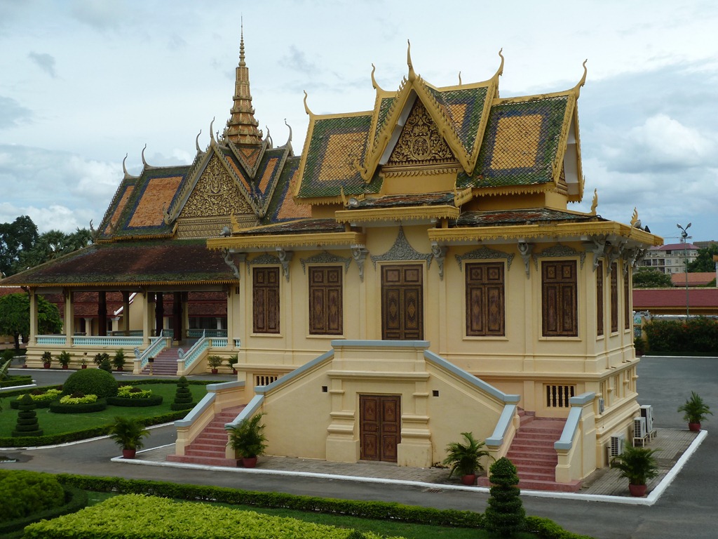 [Cambodia-Phnom-Penh-Royal-Palace-29-%255B24%255D.jpg]