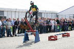 http://lh4.ggpht.com/-wjMpDsjvjog/TJik-NGnjAI/AAAAAAAACLM/QgM9LniKimg/s576/unielektro-elektrogrosshandel-elektrofachgrosshandel-service-fachmesse-46.jpg 