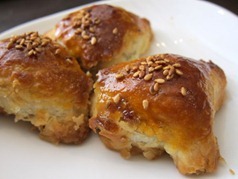 Char Siu Sow &ndash; Honey Roasted Pork Puffs