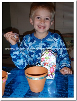 Grow a Candy Cane Christmas Activity Grow a Candy Cane Christmas Activity