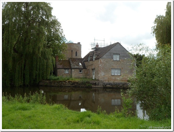 SAM_1506 Inglesham Round House