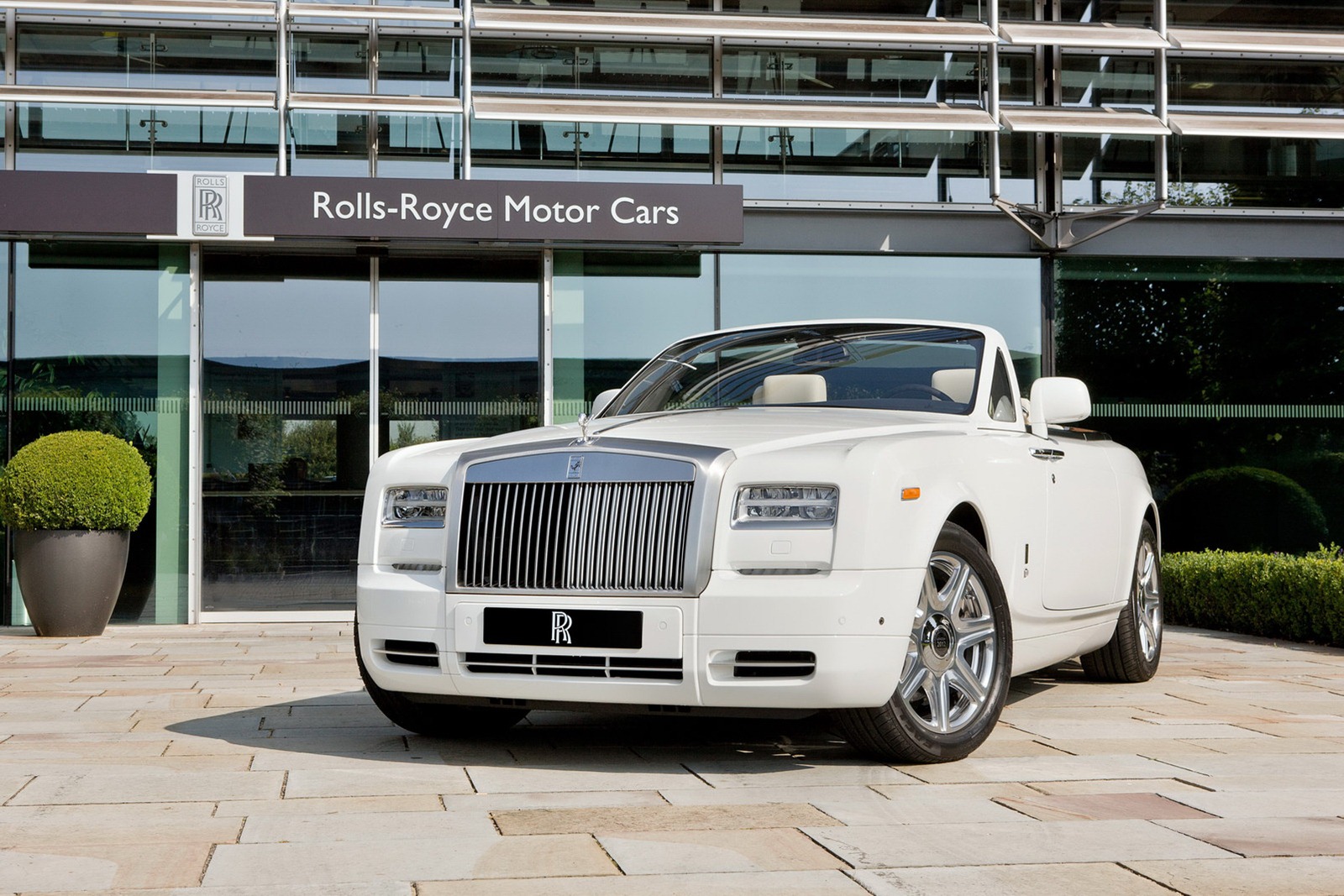 [Rolls-Royce-Olympic-Games-3%255B2%255D.jpg]