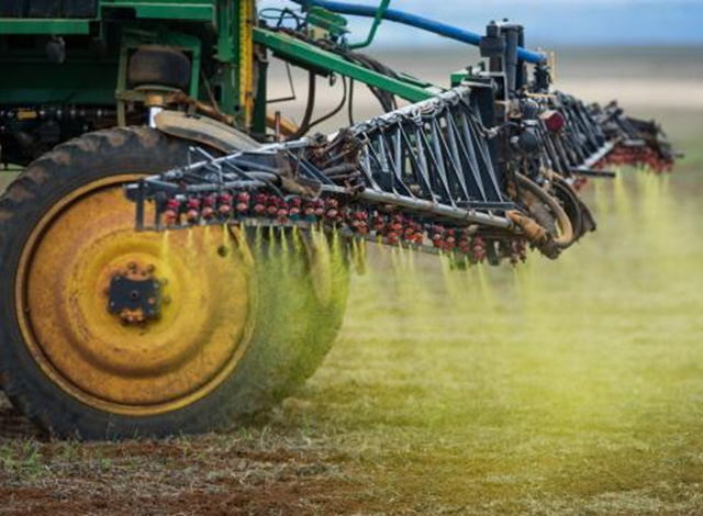 Herbicide is sprayed on a soybean field in western Brazil on 30 Jan 2011. By Yasuyoshi Chiba / AFP / Getty Images