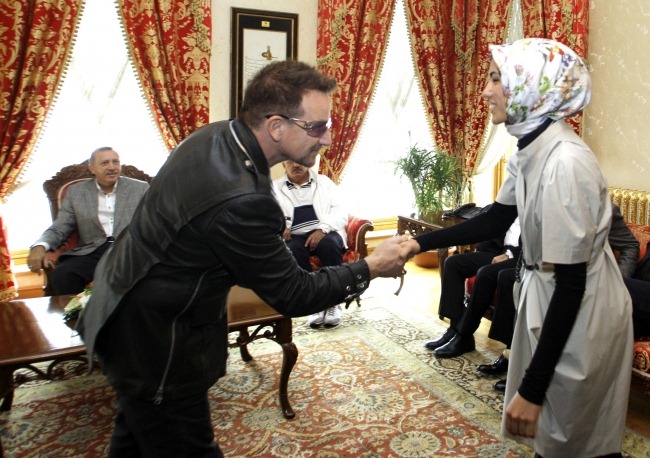 [bono%2520sumeyye%2520erdogan%255B3%255D.jpg]