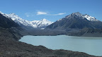 Tasman Glacier und Tasman Lake, rechts Malte Brun.