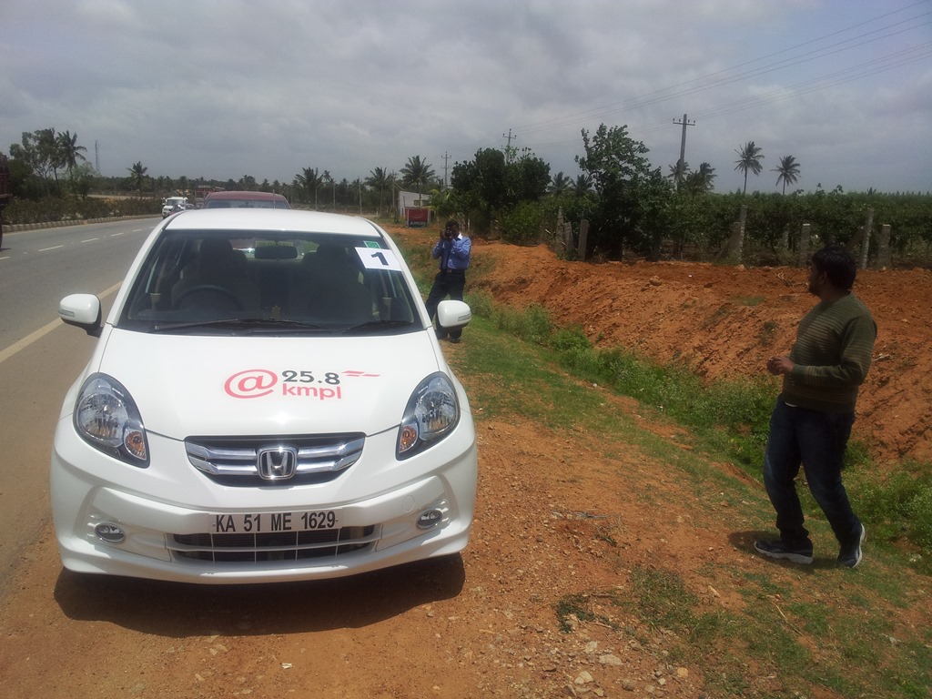 [2013-08-03%252012.02.28%255B3%255D.jpg]